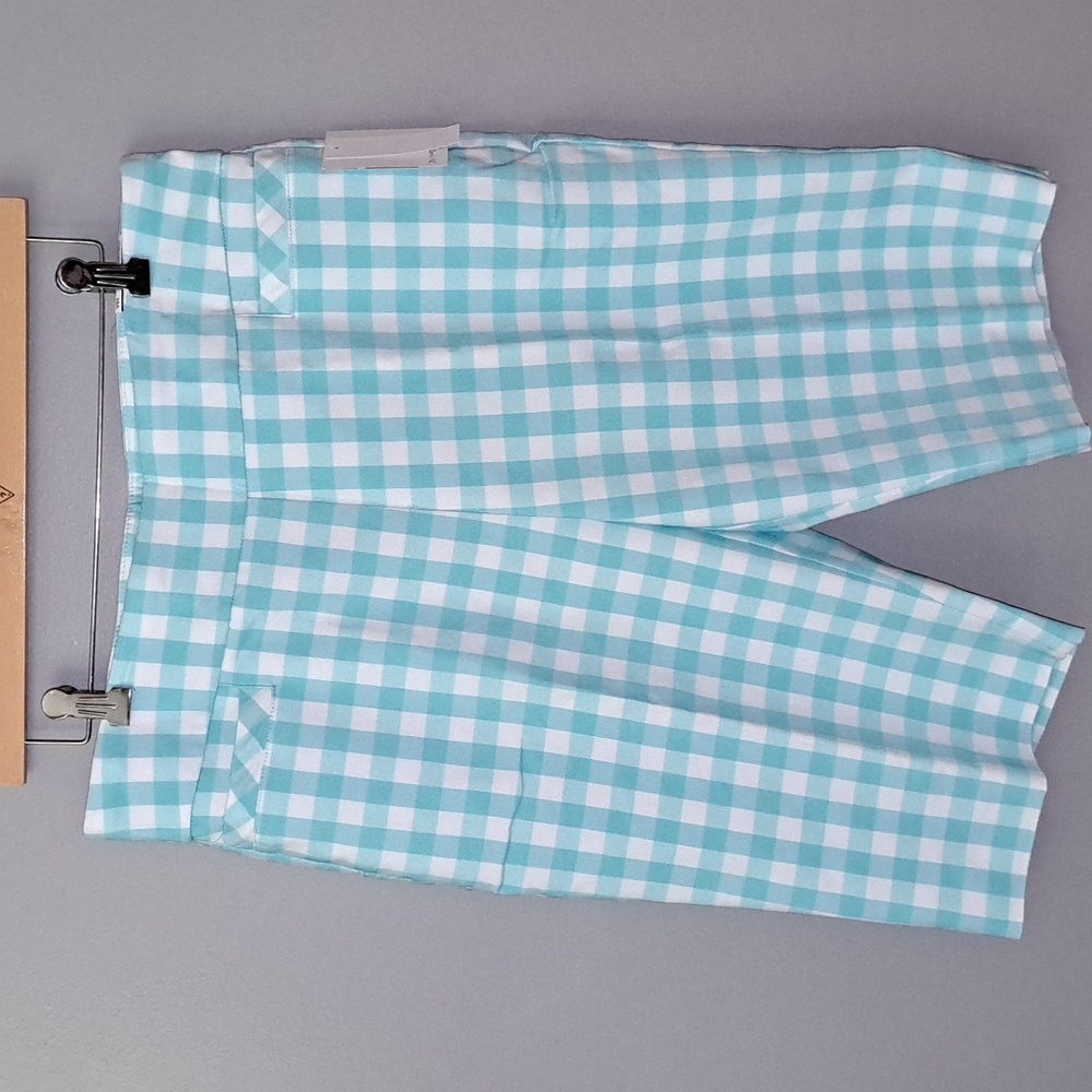 NWT Kim Rogers Pull on Bermuda with tummy control Size 14a
